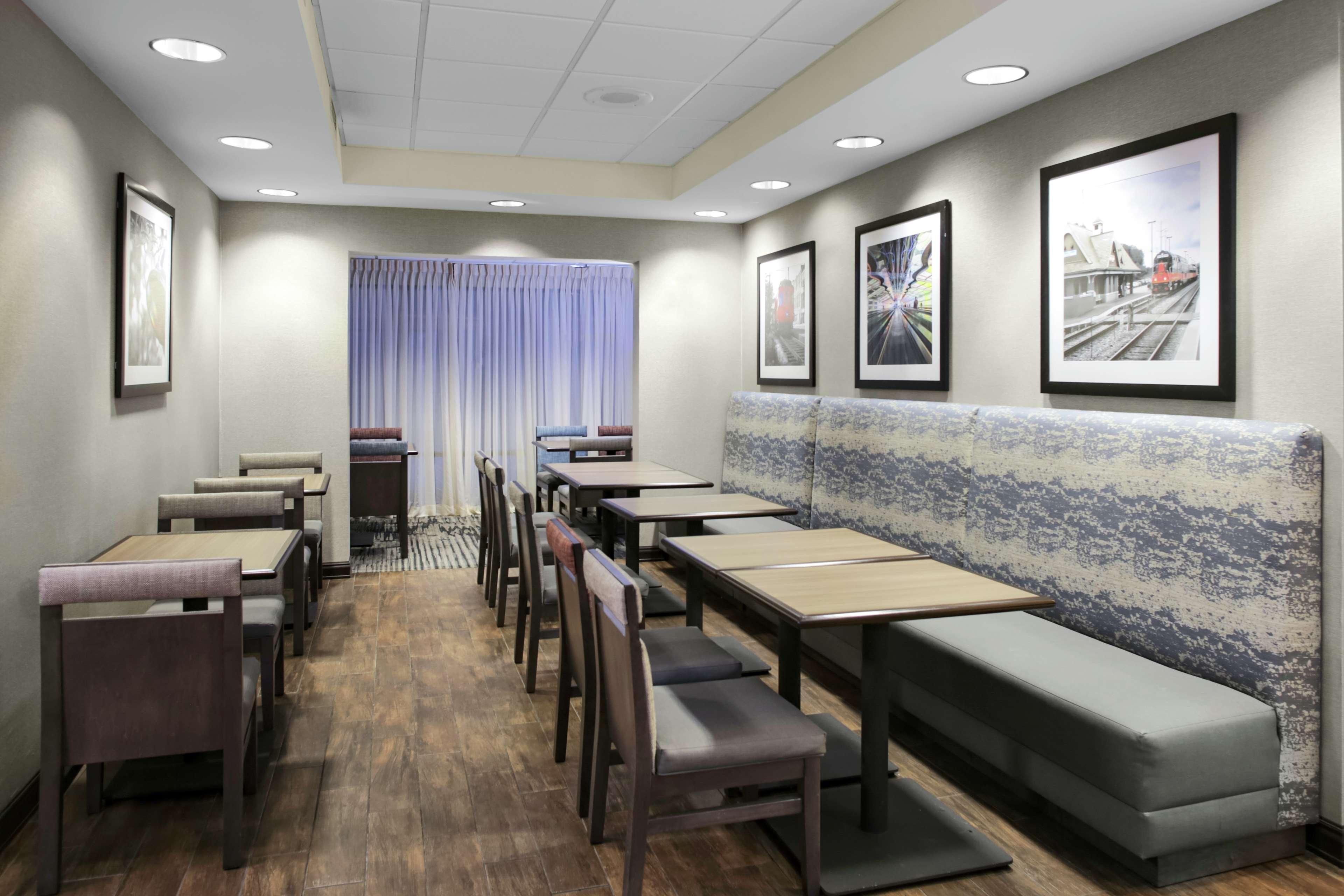 Hampton Inn Chicago Elgin/I-90 Εξωτερικό φωτογραφία