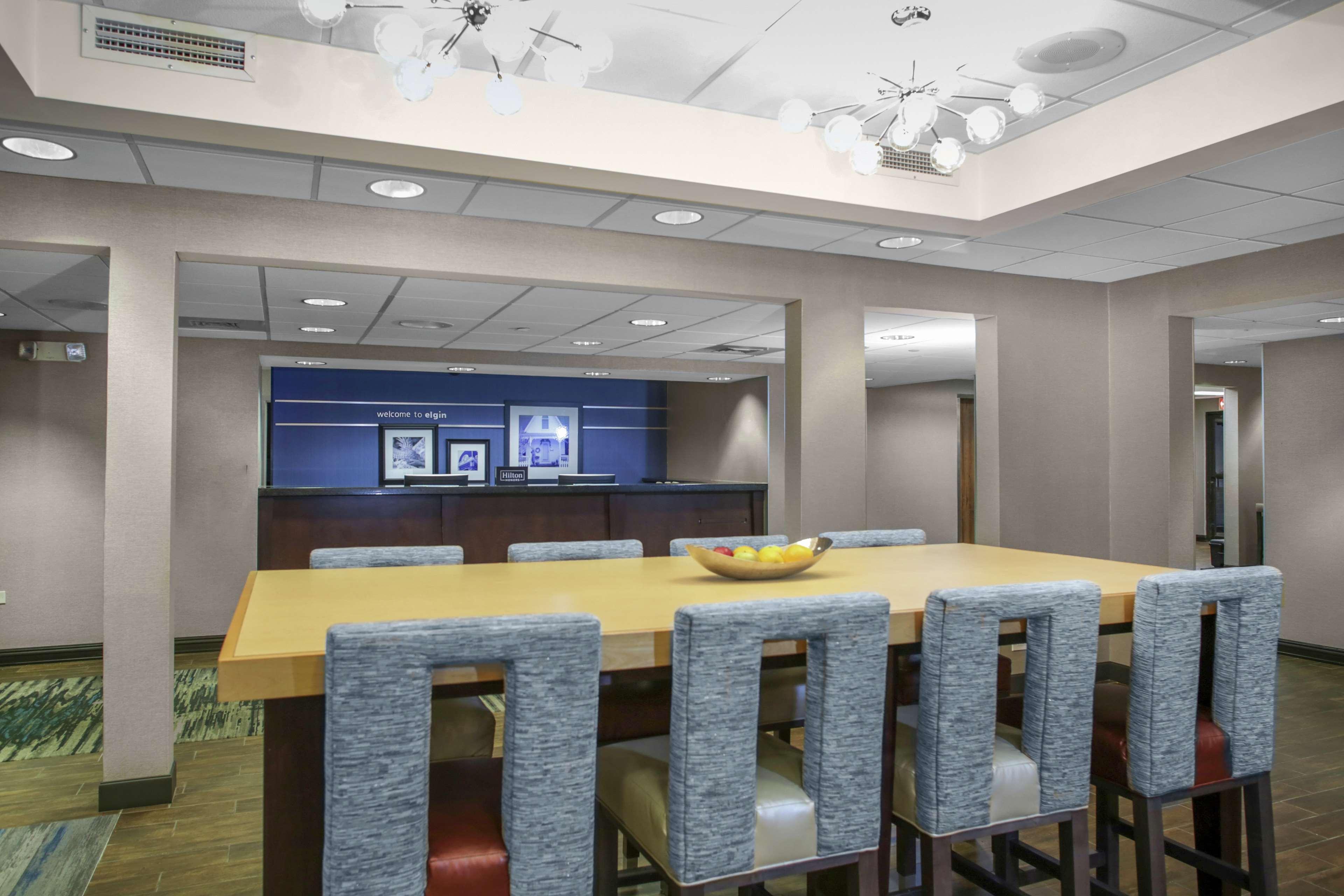 Hampton Inn Chicago Elgin/I-90 Εξωτερικό φωτογραφία