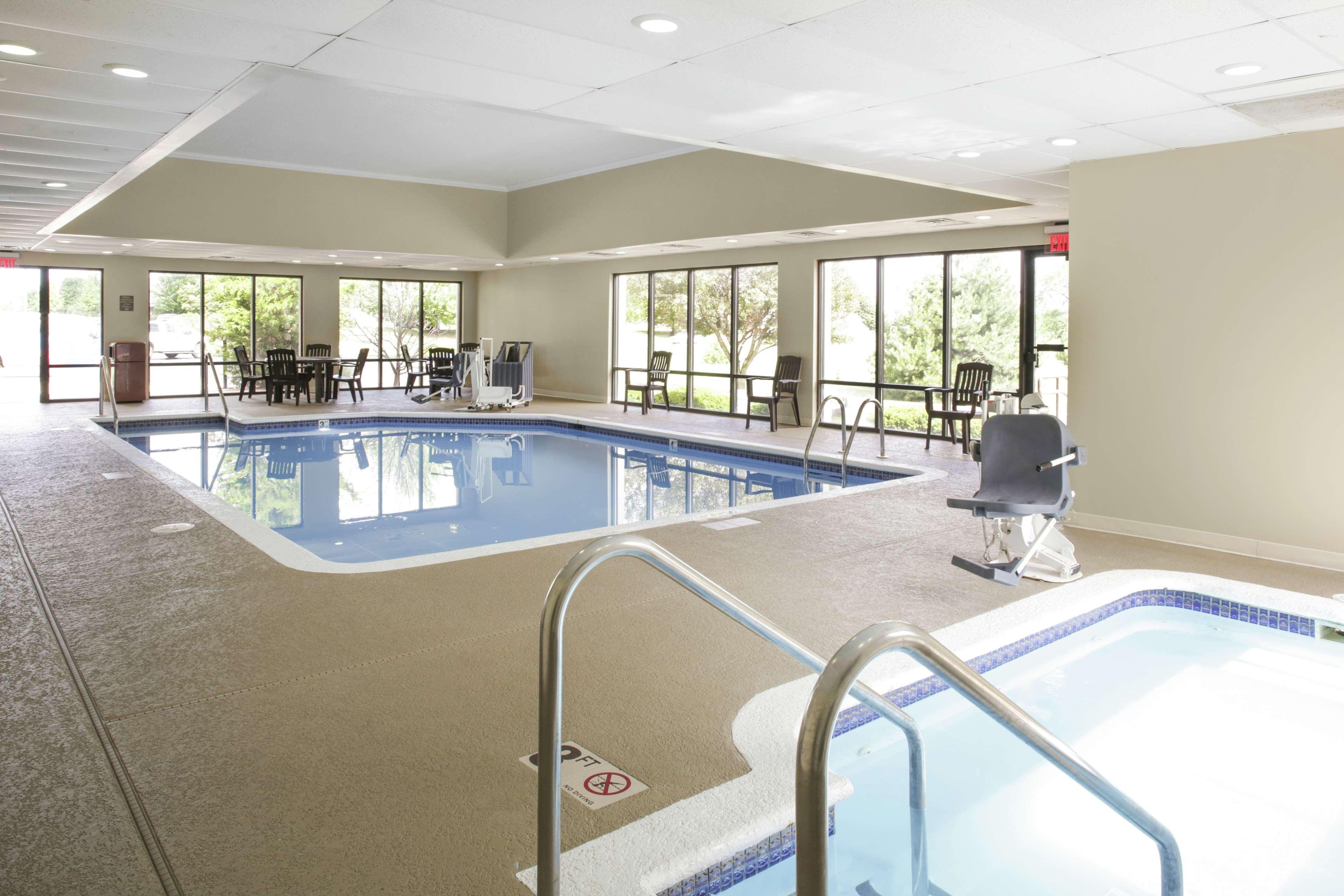 Hampton Inn Chicago Elgin/I-90 Εξωτερικό φωτογραφία